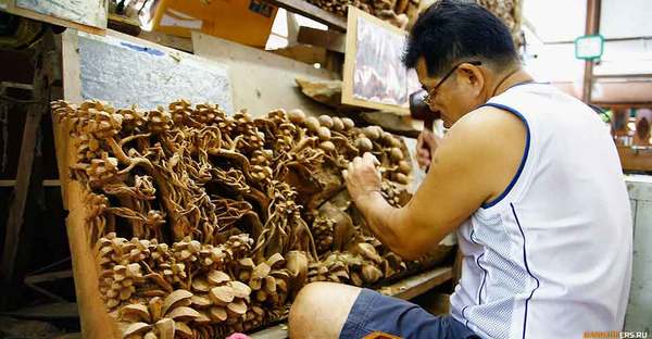 Royal teak factory in Kanchanaburi province. - My, Thailand, Factory, Furniture, Travels, Longpost