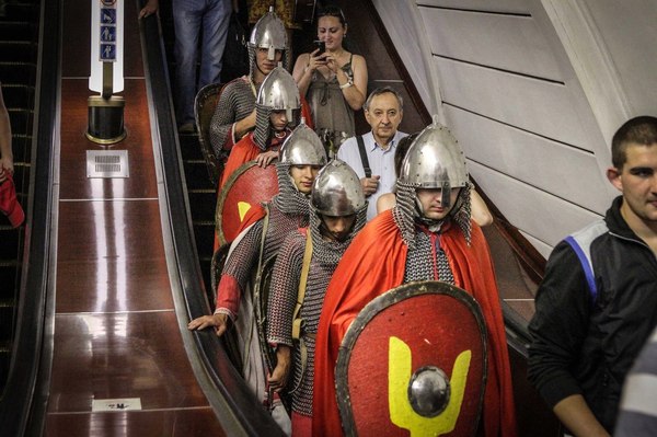 When you don't want to stand in a traffic jam on a horse - Metro, Escalator, Kiev, Bogatyr, Warrior, Photo, Horses, Not mine