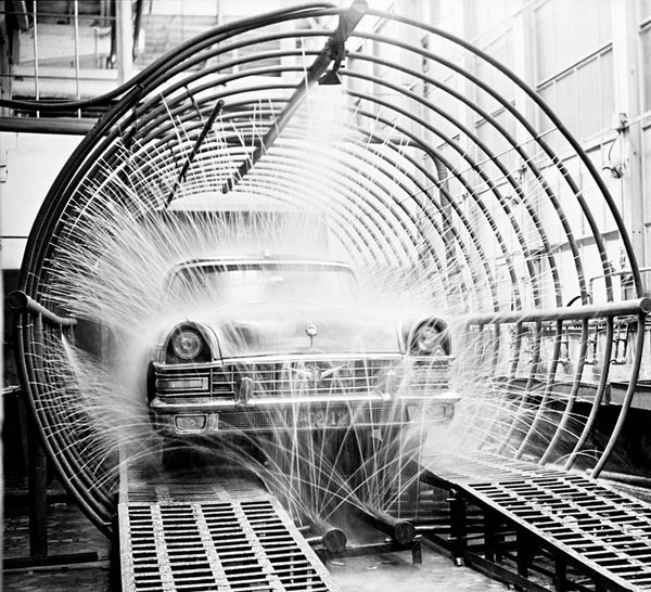 Shower before release. - Auto, Car, Zil, Car wash, Moscow, 1959, Photo
