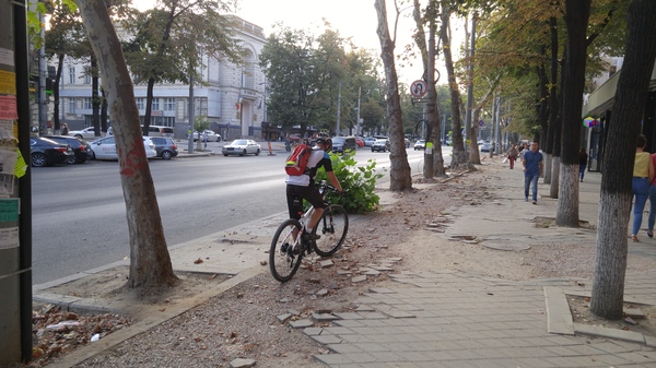 The best bike paths - My, Bike path, Kishinev, Devastation, European integration