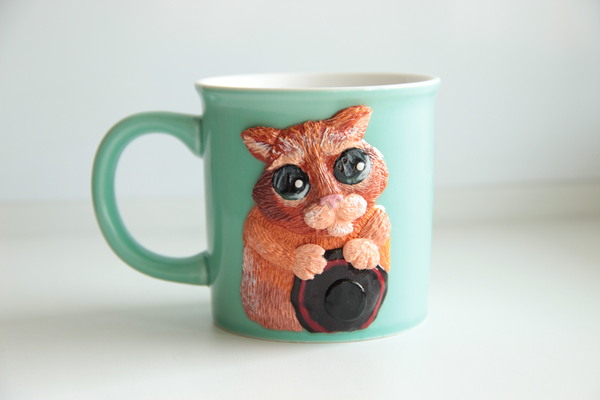 Типа кот из Шрека...