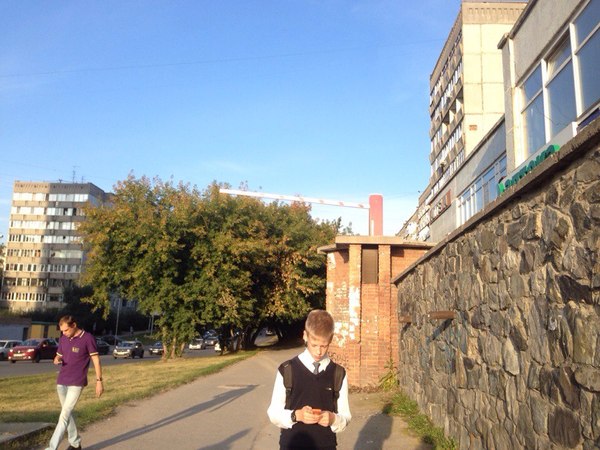 Суровые Новосибирские шлагбаумы