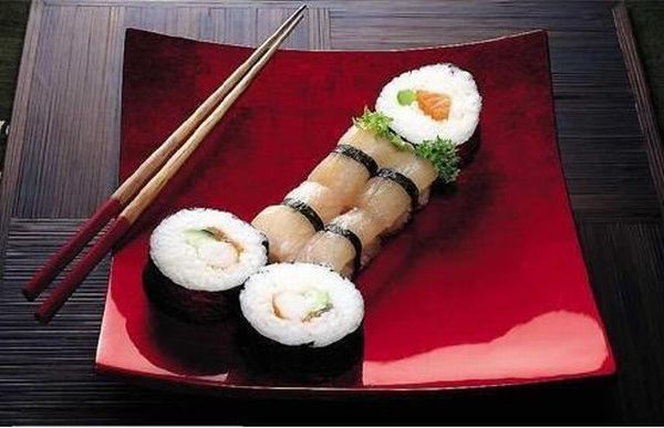 Sushi set for independent ladies. - Sushi, Form