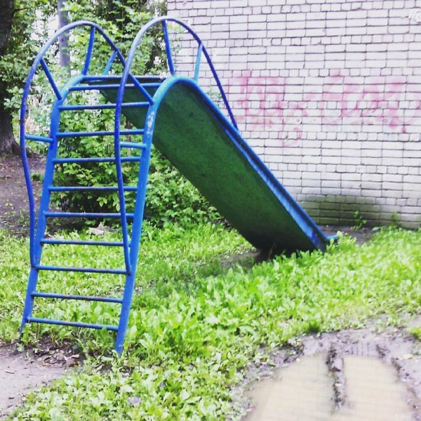 Nobody wants to ride? - Yaroslavl, Playground, Slide, Wall