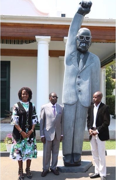 The President of Zimbabwe unveiled a monument to himself. - Zimbabwe, Monument