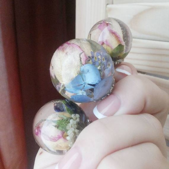 Pendant with a bouquet - My, Epoxy resin, Flowers, Dried flowers, Decoration, Pendant, , Longpost