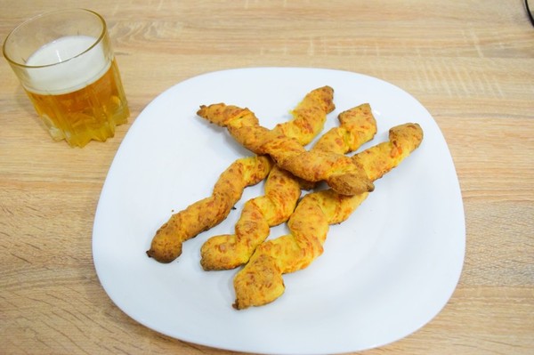 Cheese sticks for beer (in the oven) - My, Recipe, Beer snack, Cheese sticks, Friday, Snack, Video, Longpost