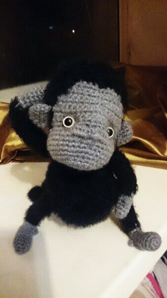 New Year 2016. The monkey is knitted from a mixture of cotton - bamboo and kth, the bear is completely made of kth. Frame monkey, bear on cotter pins. - My, New Year, Knitted toys, Kids toys, Toys, With your own hands, Amigurumi, Knitting, Presents, Longpost