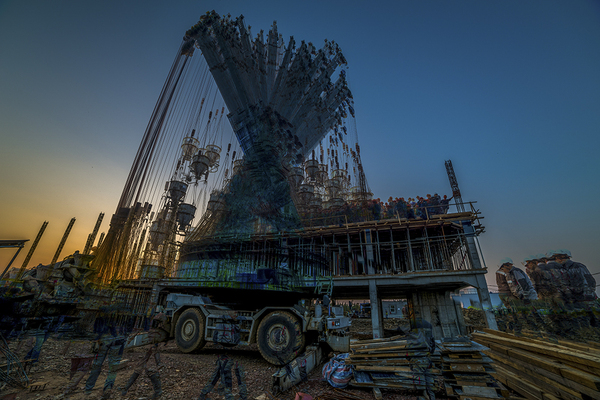 Concrete works. - My, Building, Truck crane, Photo, Evening, People, Multiple exposure, The photo, Chronophotography