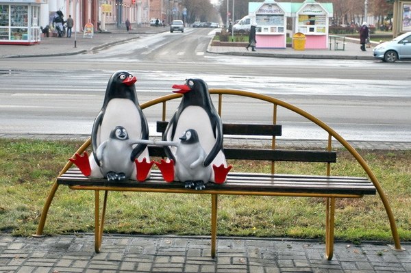 Penguin family in Kemerovo - Kemerovo, Sculpture