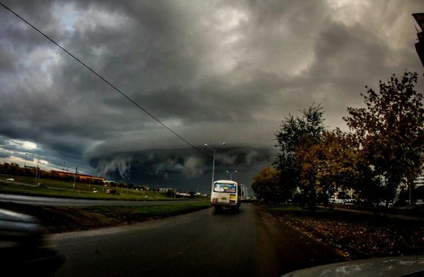 Thundercloud over Orenburg. 09/28/2016 - My, Storm, Thunderstorm, Orenburg, Photo, Rain, Hail