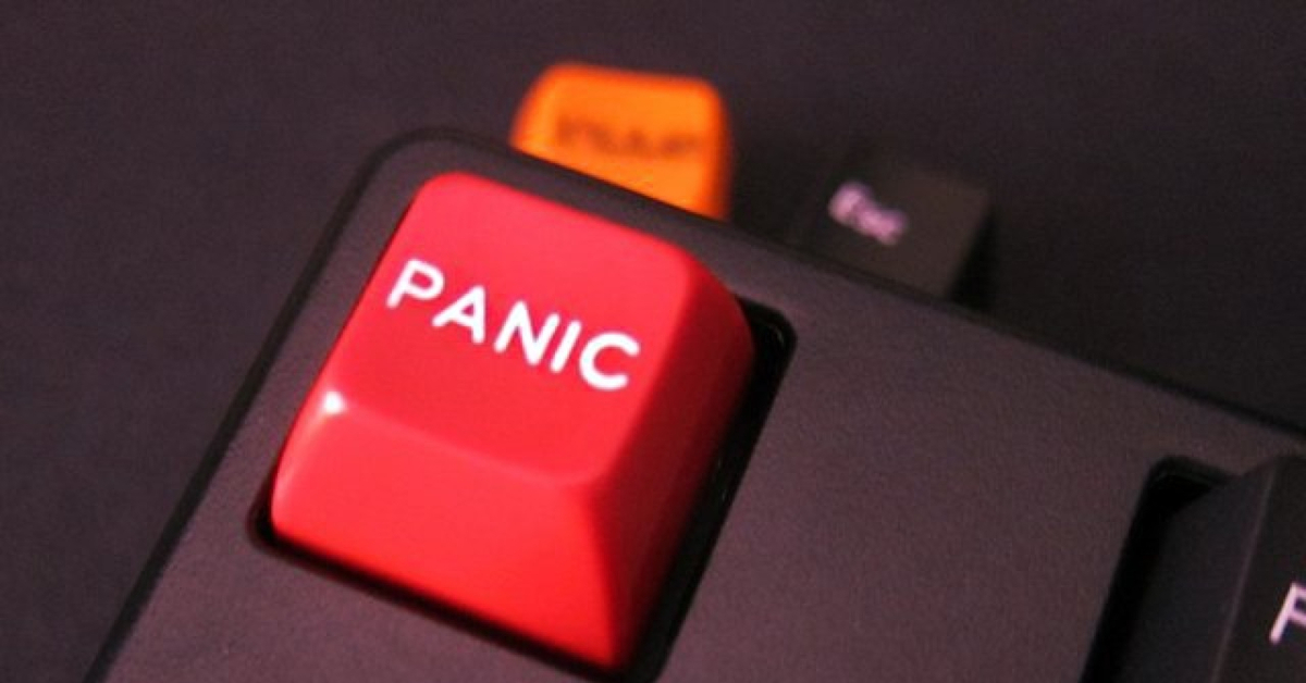 This button. Кнопка Panic. Кнопка Panic button. Красная кнопка Panic. Panic кнопка Мем.