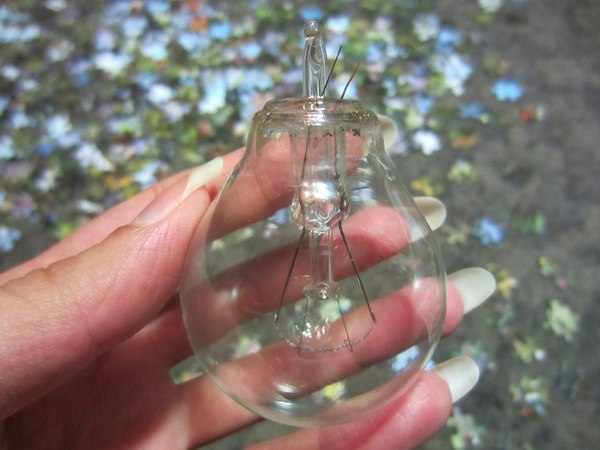 Asked the guy to unscrew the light bulb... - My, Bulb, Luck, Rukopops, Photo