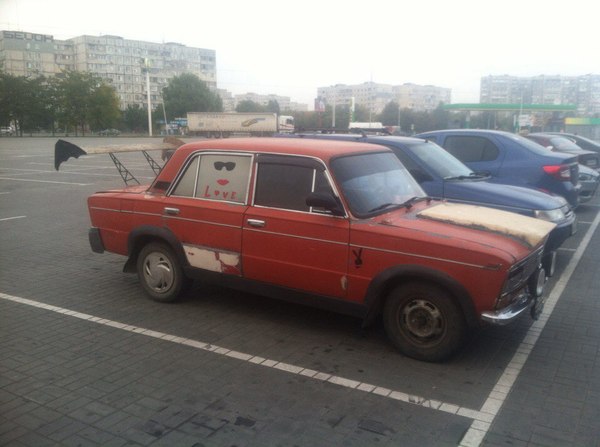 I'm walking past, and then Muscle car! - My, Clown, Mariupol, Auto, Zhiguli, Tuning, 