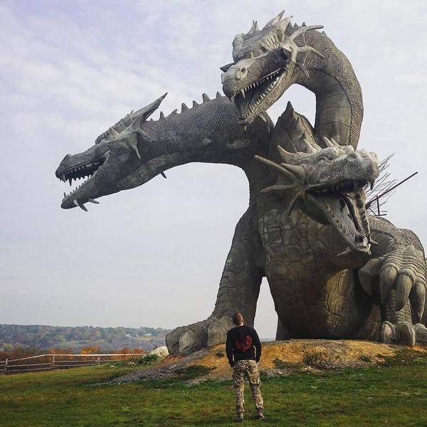 Serpent Gorynych from Kudykina Gora became a star on Instagram - Dragon, The statue, Art, Kudykina Mountain, Instagram, three-headed, Serpent, The Dragon, Sculpture