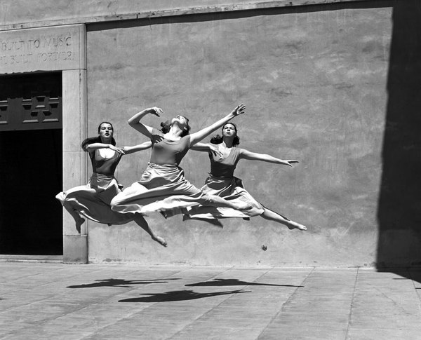 Dancers. - Photo, , The photo, Dancer, Old photo