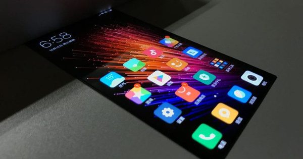 A working prototype of a flexible smartphone from Xiaomi? - news, Xiaomi, Screen, Flexibility, Stuffing, Truth or lie, Video, Longpost
