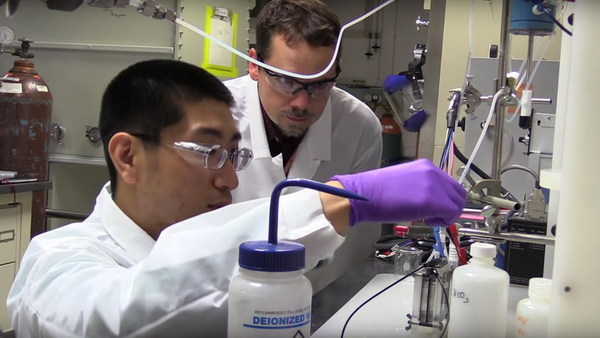 Ученые научились преобразовывать углекислый газ от сгорания этанола ...