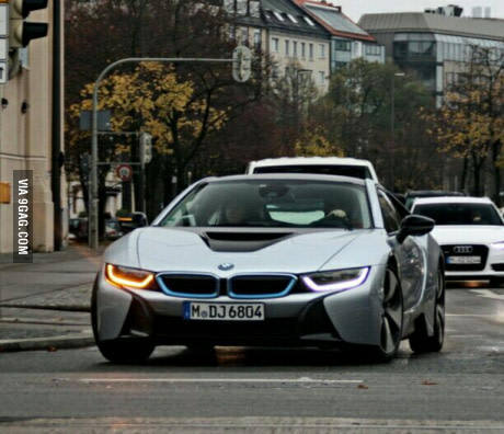 Rare shot, BMW uses a turn signal - 9GAG, Humor, , Bmw, Turn signals, Jackals