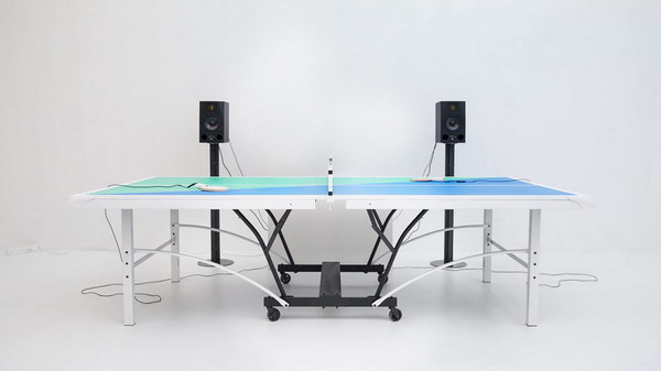 Интеллектуальная ракетка для настольного тенниса подстраивает музыку под темп игры