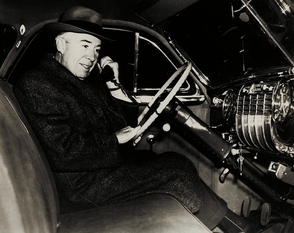 История гаджетов Motorola Geektimes, Смартфон, Электроника, Телефон, Моторола, Google, Lenovo, Видео, Длиннопост