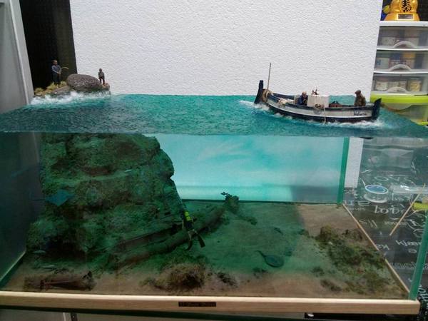 Amazingly - Diorama, Fisherman, Scuba diver, Water, Realism, Photo, Fishermen
