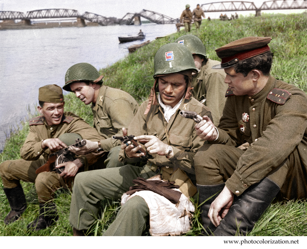 My colorization Soviet and American soldiers on the banks of the Elbe River in Torgau - My, Colorization, Meeting on the Elbe, Photoshop, The Second World War, Allies