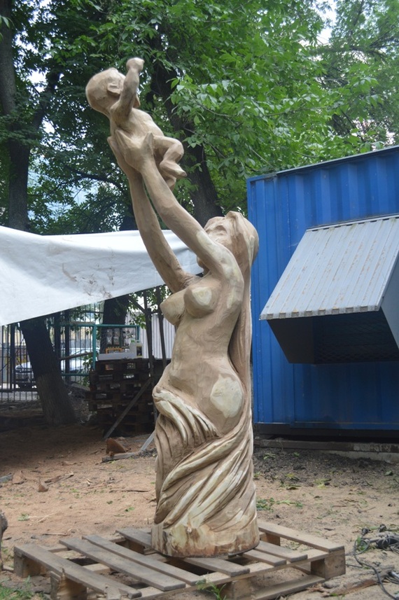 Thank you mom! Incredibly touching video - Alexander Ivchenko, Chainsaw sculpture, Voronezh, Chainsaw, , Monument, Video, Longpost