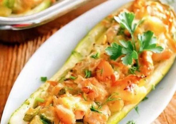 Zucchini boats with chicken breast - Zucchini, Hen, Tomatoes, Recipe, Cook's Diary