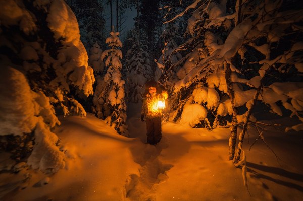 За подснежниками :D - Моё, Россия, Пейзаж, Свет, Лампа, Зима, Мальчик, Ночь, Постановка