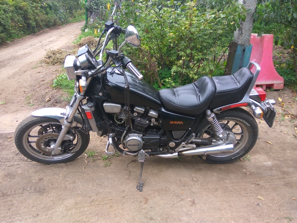   Honda VF700 Magna , , , 