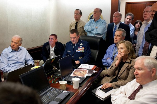 White House Photographer Reveals Obama's Favorite Shots - My, Barack Obama, Photo, The White house, Black people, Bill clinton, Osama bin Laden, Sergey Lavrov, Politics