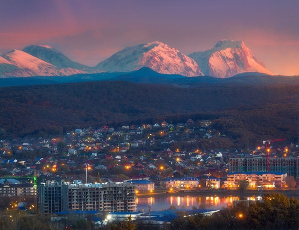 The beauty of a small town - Hot Key, Краснодарский Край, Photo, Sunset, , The mountains, Not mine