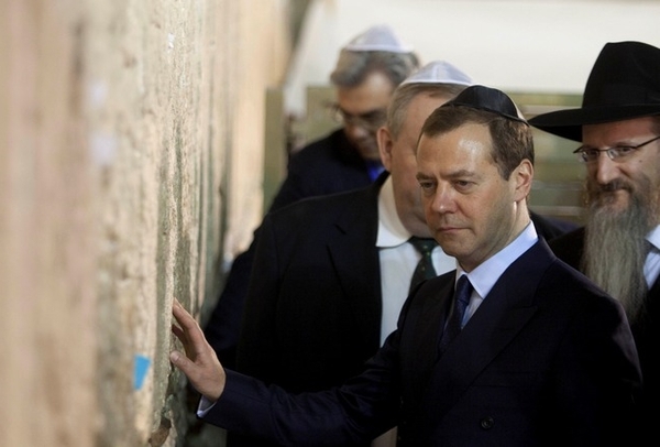 Jews and compensation - Israel, Jews, Russia, Dmitry Medvedev, Drone, Money, Compensation, news