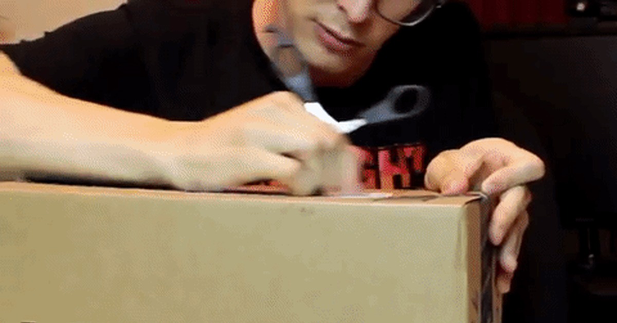 When you receive a long-awaited package, and there ... - NSFW, mail, GIF, Suddenly, Unboxing, Package