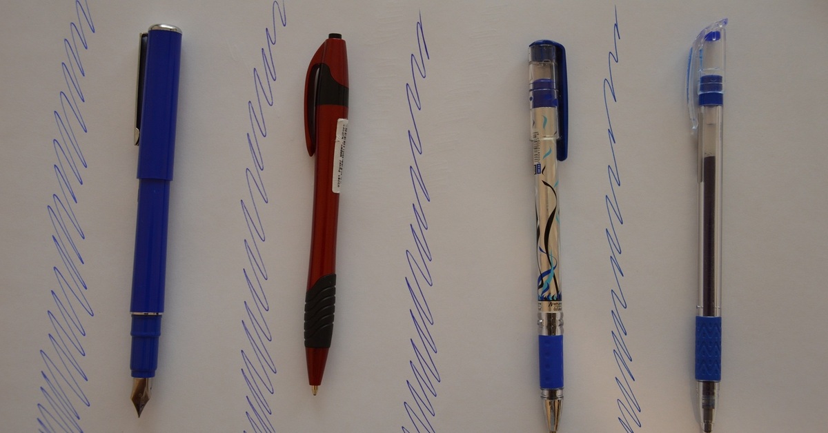 Longest pen. Ручка s82 шариковая ручка. Attache Ball Pen ручка. Ручка Berlingo Ball Pen. Перьевая ручка Original winra Pen 501.