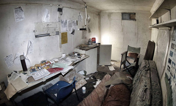Abandoned bunker found in England with all the supplies to save from nuclear war - Bunker, England, Story, Cold war, Longpost