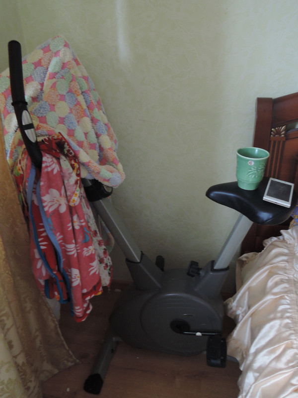 Exercise bike of a normal person - A healthy person smoker, Training apparatus, My