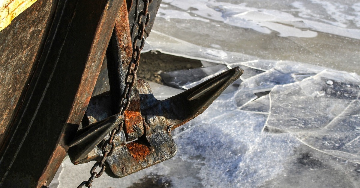 Производство якорей в этом городе. Ледяной якорь. Ледовый якорь. Якорь для льда. Якорь ледокола.