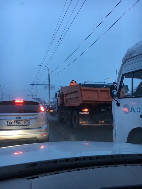 When misbehaved in the cockpit - Traffic jams, Motorists, freezing, Cold, Kamaz