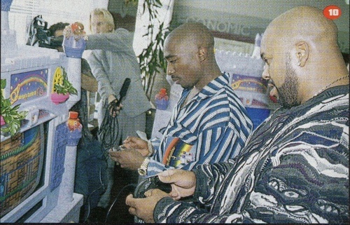 Tupac and Suge Knight play Sonic the Hedgehog 2 on Sega - Tupac shakur, Sega mega drive, Nostalgia