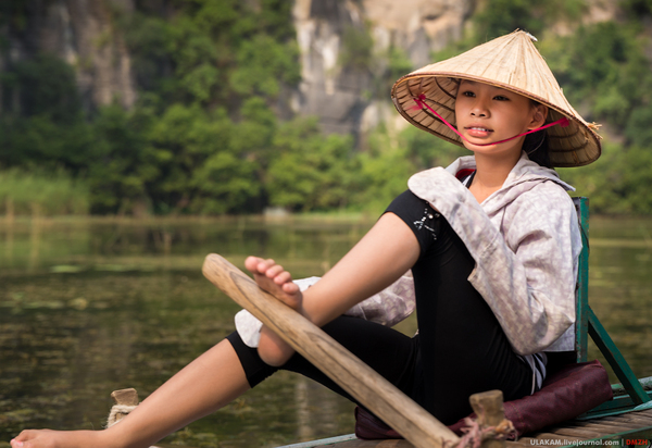 Old and young - My, Photo, The photo, River, A boat, Girls, Grandfather, Vietnam, Portrait