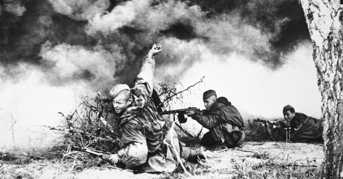 Невероятные подвиги. Бои Великой Отечественной войны 1941-1945. Военные кадры.