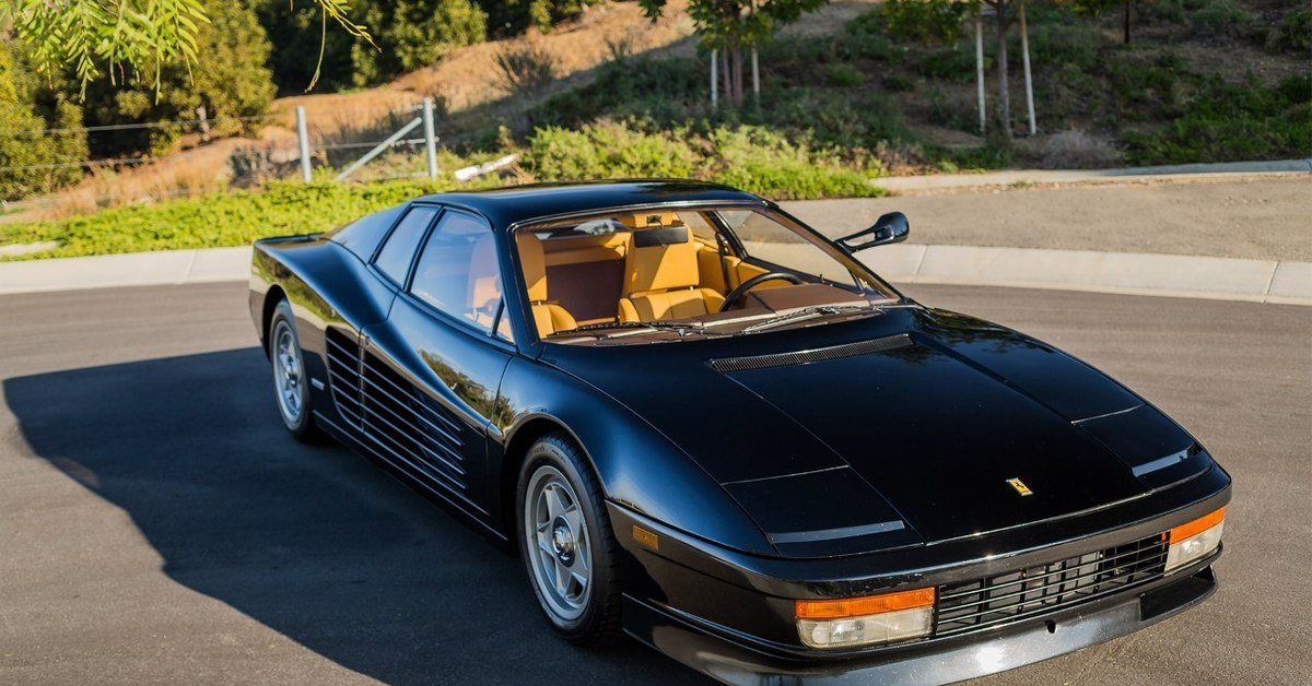 Ferrari Testarossa Black