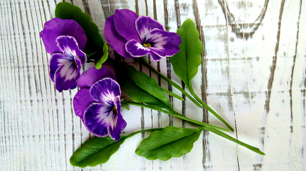 Cold porcelain pansies - My, Polymer clay, Лепка, Decoration, Handmade, Cold porcelain, Needlework, My, Flowers, Longpost