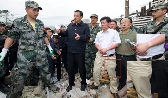 A man with a watch and a man without a watch. - Longpost, China, Clock, Officials, Politicians, Politics