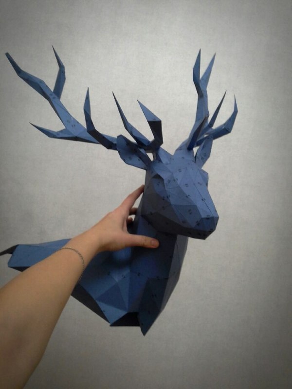 A piece of the process and the result :3 - My, Deer, New Year, Decoration, Interior, Handmade, With your own hands, Pepakura, Longpost, Deer, Papercraft