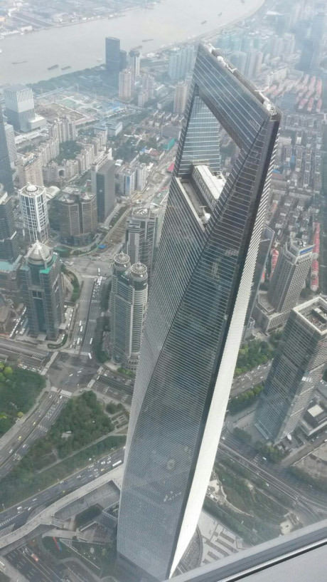 largest beer opener - Skyscraper, Opener