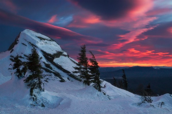 Winter beauty of Taganay - Taganay, Southern Urals, Snowdrift, Sunset, The sun, Landscape, moon, Sky, Longpost