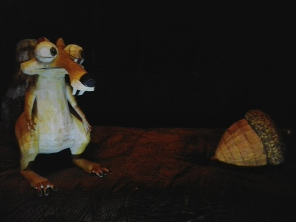 A week and a half until the new year, and the squirrel has already arrived) - Pepakura, Papercraft, Squirrel, ice Age, Nuts, With your own hands, Longpost